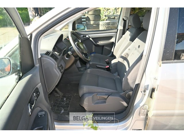 Volkswagen touran personenwagen - afbeelding 9 van  17