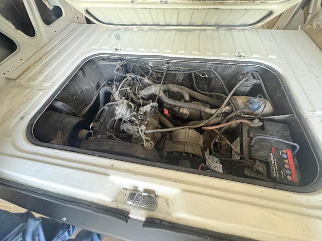 Volkswagen transporter 1984 - afbeelding 2 van  16