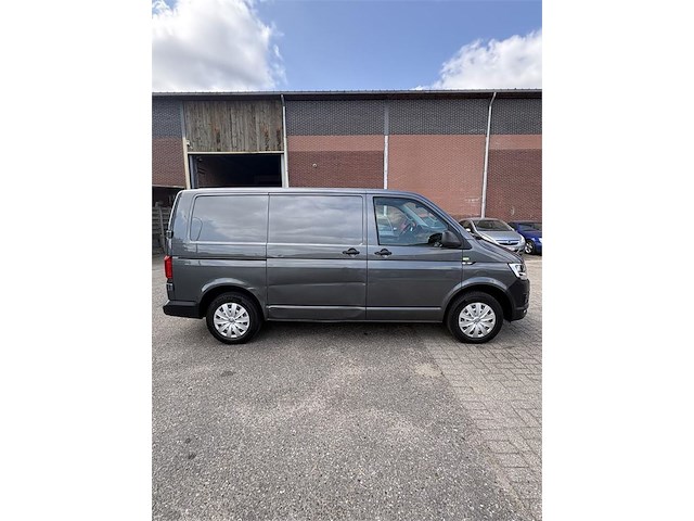 Volkswagen transporter 2018 - afbeelding 20 van  25
