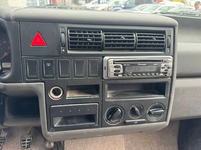 Volkswagen transporter 3 pers (duitse papieren) - afbeelding 13 van  13