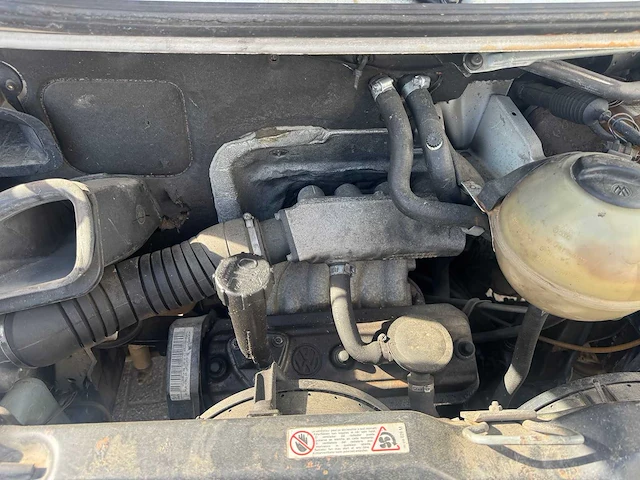 Volkswagen transporter bedrijfswagen - afbeelding 6 van  19