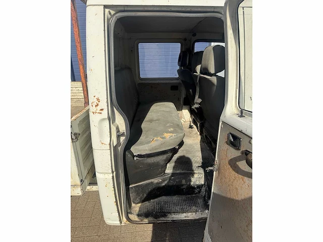 Volkswagen transporter bedrijfswagen - afbeelding 7 van  19