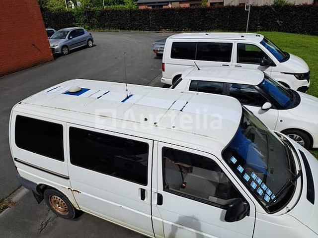 Volkswagen transporter bestelwagen (2003-227,552 km-vin:wv2zzz70zxh10b364) - afbeelding 18 van  25