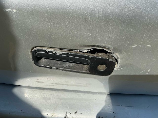 Volkswagen transporter caravelle lichte vracht bedrijfswagen - afbeelding 2 van  36