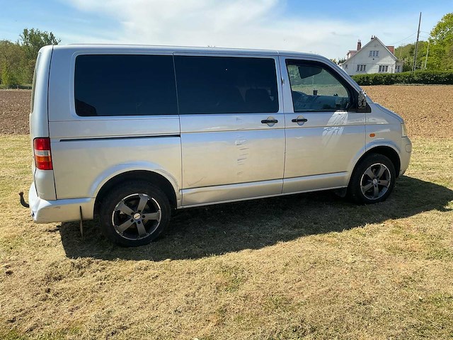 Volkswagen transporter caravelle lichte vracht bedrijfswagen - afbeelding 4 van  36