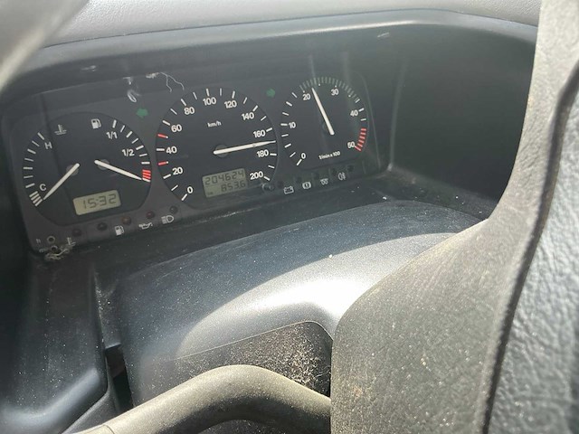 Volkswagen transporter minibus - afbeelding 2 van  11