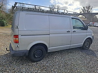 Volkswagen transporter t5 bestelwagen - afbeelding 8 van  9