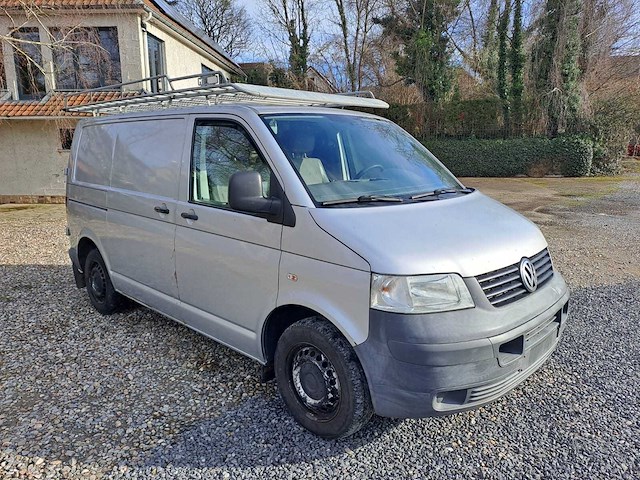 Volkswagen transporter t5 bestelwagen - afbeelding 9 van  9