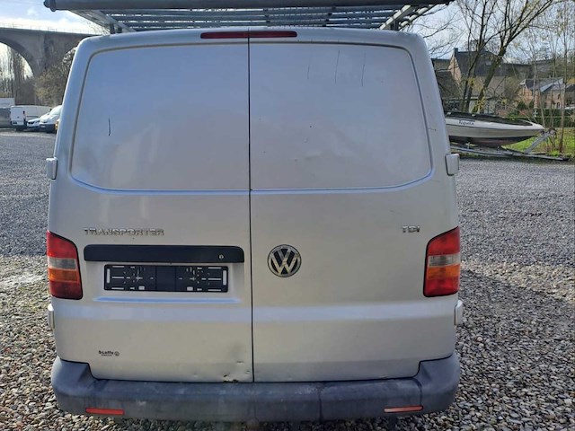 Volkswagen transporter t5 bestelwagen - afbeelding 4 van  12