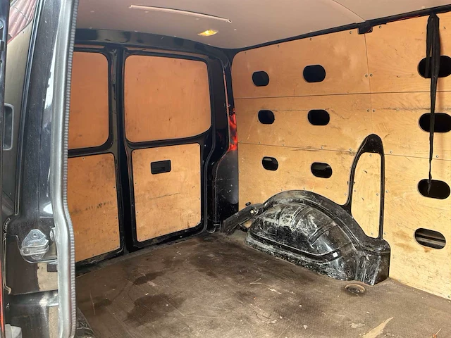 Volkswagen transporter t6 bestelwagen - 2,0 tdi 204 pk automatisch – 2017 – 117,008 km - afbeelding 29 van  55