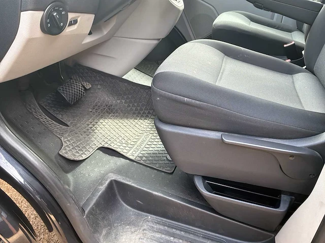 Volkswagen transporter t6 bestelwagen - 2,0 tdi 204 pk automatisch – 2017 – 117,008 km - afbeelding 9 van  55