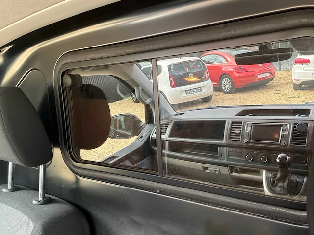 Volkswagen transporter t6 bestelwagen - 2,0 tdi 204 pk automatisch – 2017 – 117,008 km - afbeelding 17 van  55
