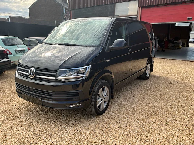 Volkswagen transporter t6 bestelwagen - 2,0 tdi 204 pk automatisch – 2017 – 117,008 km - afbeelding 1 van  55