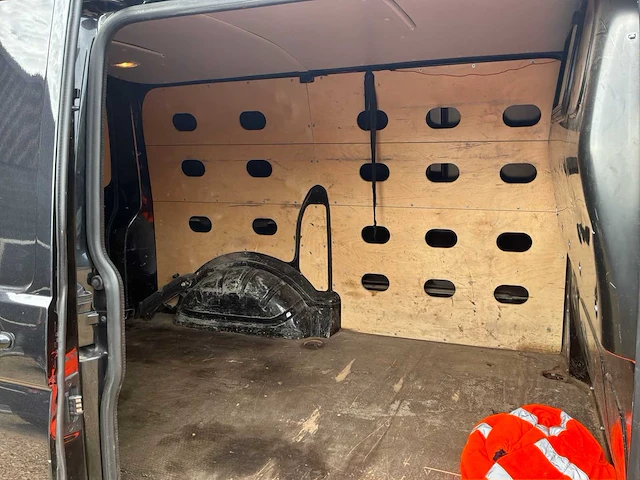 Volkswagen transporter t6 bestelwagen - 2,0 tdi 204 pk automatisch – 2017 – 117,008 km - afbeelding 28 van  55