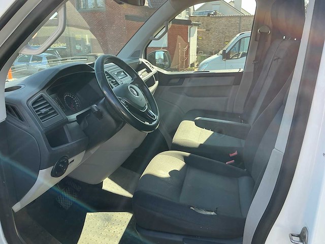 Volkswagen transporter tdi t6 bedrijfswagen - afbeelding 15 van  22