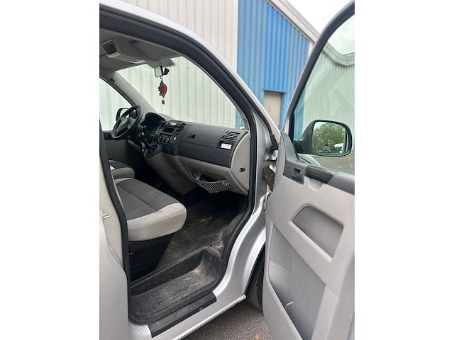 Volkswagen transporter - afbeelding 7 van  22