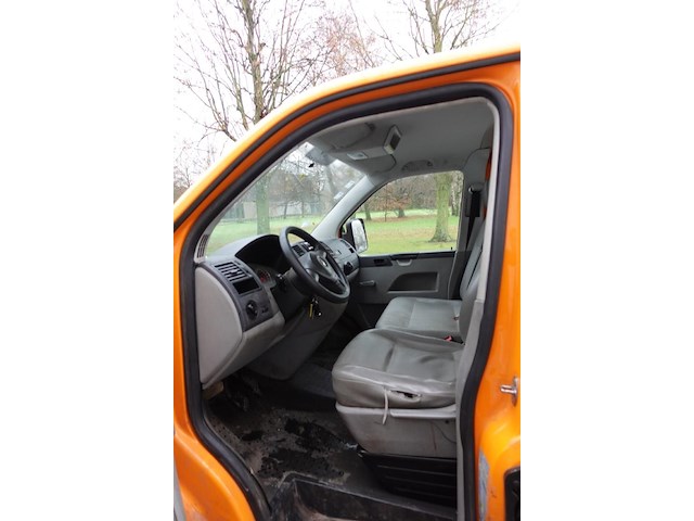 Volkswagen transporter - afbeelding 14 van  18