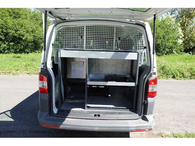 Volkswagen transporter - afbeelding 14 van  26