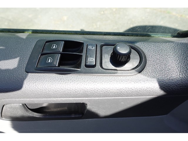 Volkswagen transporter - afbeelding 4 van  21