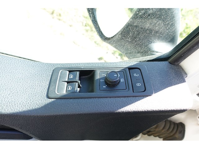 Volkswagen transporter - afbeelding 6 van  25