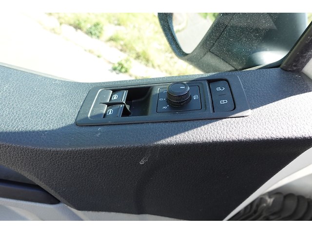 Volkswagen transporter - afbeelding 7 van  24