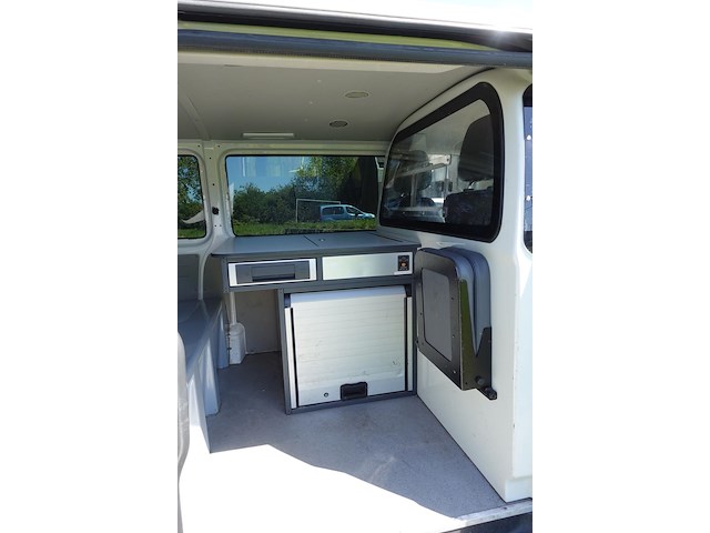 Volkswagen transporter - afbeelding 8 van  25