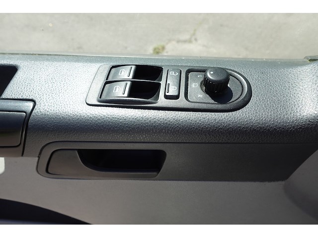 Volkswagen transporter - afbeelding 6 van  23