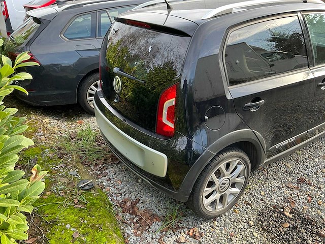 Volkswagen up personenauto - afbeelding 13 van  18