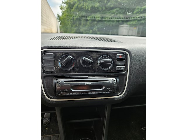 Volkswagen up - afbeelding 3 van  15
