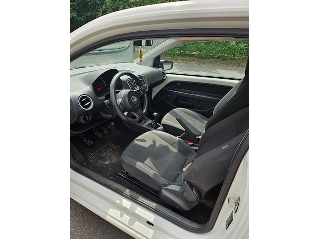 Volkswagen up - afbeelding 13 van  15