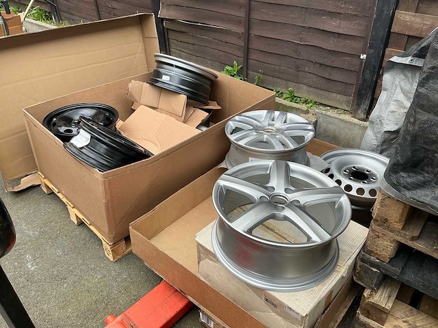 Volkswagen velg (11x) - afbeelding 1 van  4