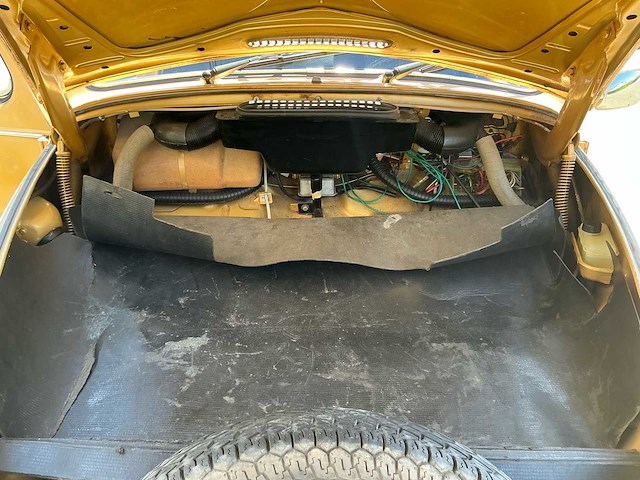 Volkswagen vw 1300 kever oldtimer - afbeelding 17 van  17