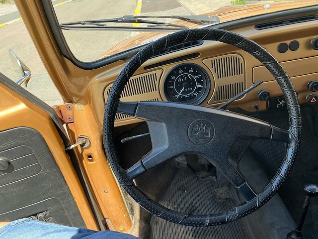 Volkswagen vw 1300 kever oldtimer - afbeelding 18 van  45