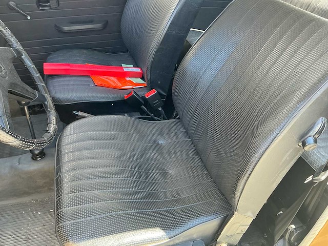 Volkswagen vw 1300 kever oldtimer - afbeelding 19 van  45