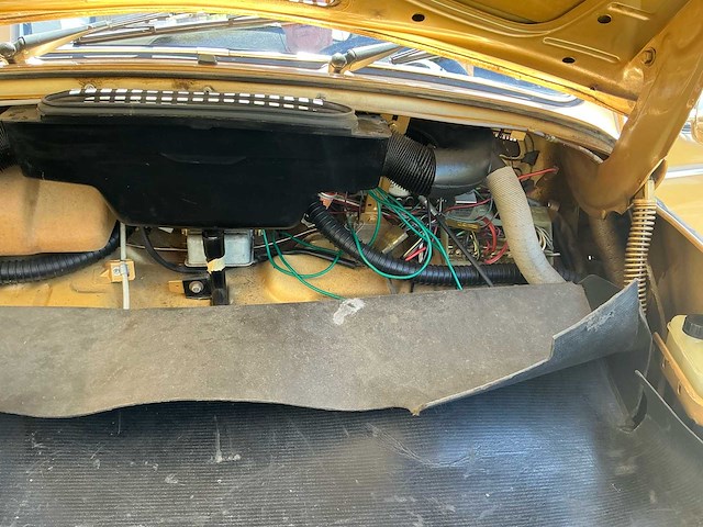Volkswagen vw 1300 kever oldtimer - afbeelding 35 van  45