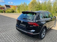 Volkswagn - 2017 - tiguan allspace - r-line - personenauto - afbeelding 9 van  25