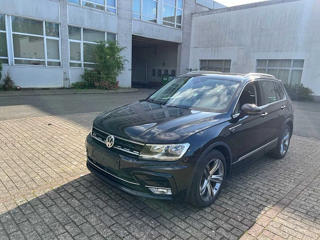 Volkswagn - 2017 - tiguan allspace - r-line - personenauto - afbeelding 6 van  23