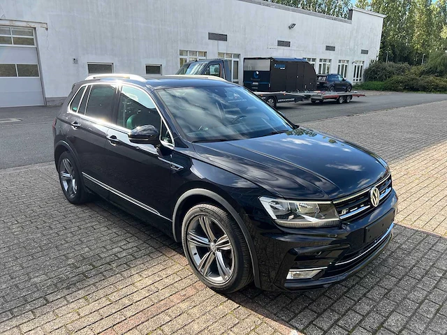 Volkswagn - 2017 - tiguan allspace - r-line - personenauto - afbeelding 7 van  23