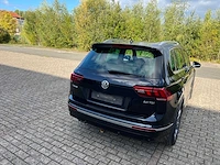 Volkswagn - 2017 - tiguan allspace - r-line - personenauto - afbeelding 12 van  23