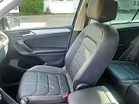 Volkswagn - 2017 - tiguan allspace - r-line - personenauto - afbeelding 18 van  23