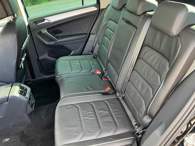 Volkswagn - 2017 - tiguan allspace - r-line - personenauto - afbeelding 20 van  23