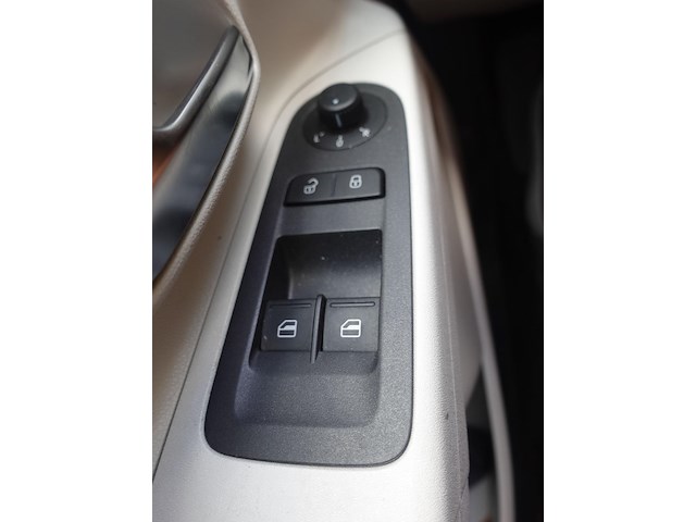 Volkwagen e-up - afbeelding 8 van  16