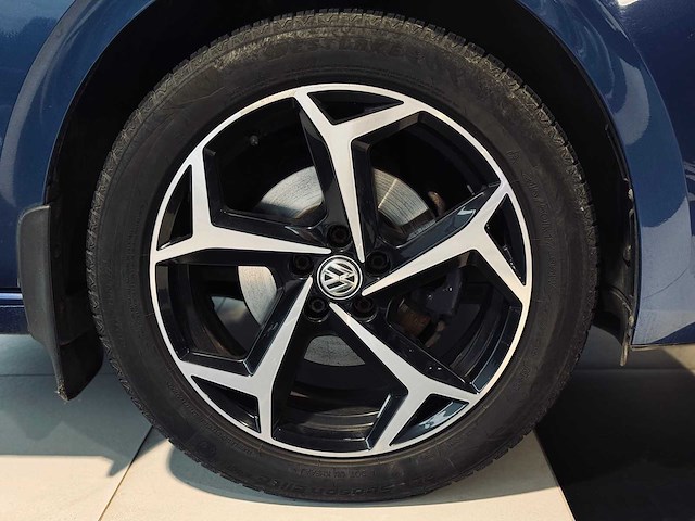 Volkwsagen polo 1.6 tdi sportline - afbeelding 7 van  65