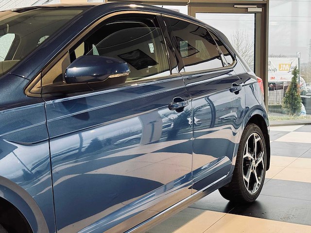 Volkwsagen polo 1.6 tdi sportline - afbeelding 13 van  65