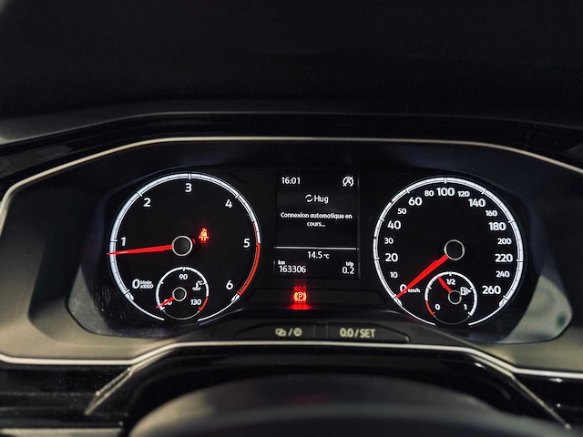 Volkwsagen polo 1.6 tdi sportline - afbeelding 28 van  65