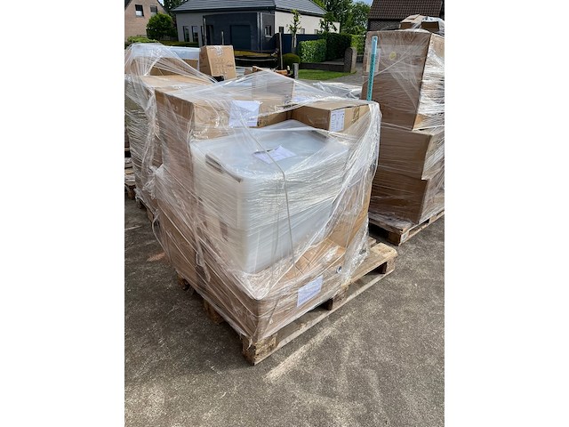 Volle trailer tedi non-food mix – retours & overstock (a/b/c-grade) - afbeelding 14 van  28