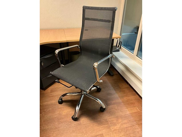 Volledig resterende inhoud bureau - afbeelding 5 van  11