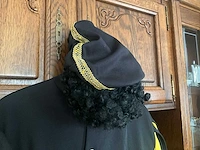 Volledig sinterklaaspak en 2 roetpieten-pakken - afbeelding 6 van  55