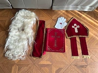 Volledig sinterklaaspak en 2 roetpieten-pakken - afbeelding 20 van  55