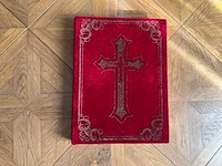 Volledig sinterklaaspak en 2 roetpieten-pakken - afbeelding 36 van  55